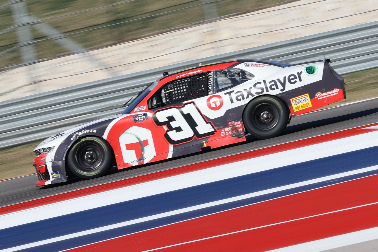 Snider Grabs Top-10 Finish at Circuit of the Americas